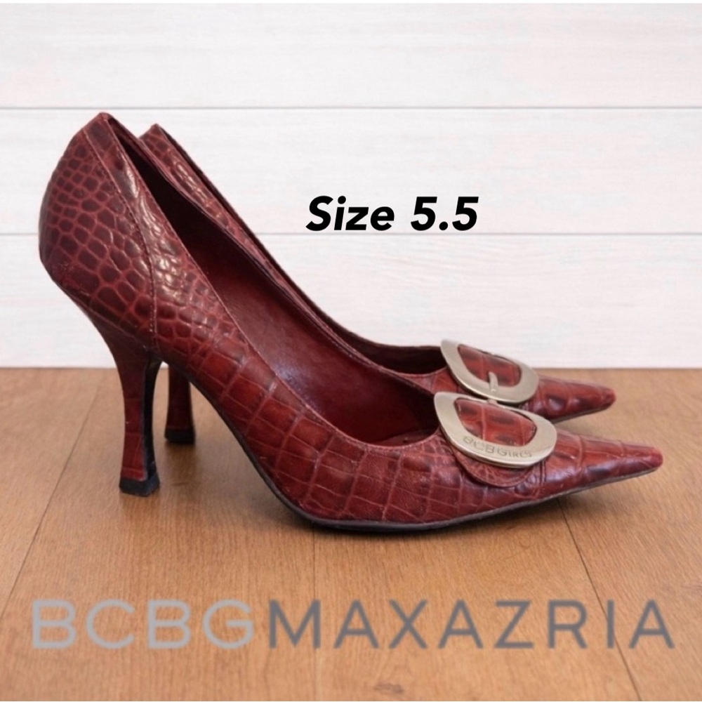 ♥️BCBGirls Embossed Burgundy Heels | Pointed Toe Buckle Pumps | Size 5.5